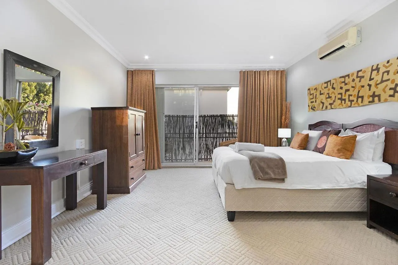 Beachside Villa - Camps Bay Cape Town South Africa
