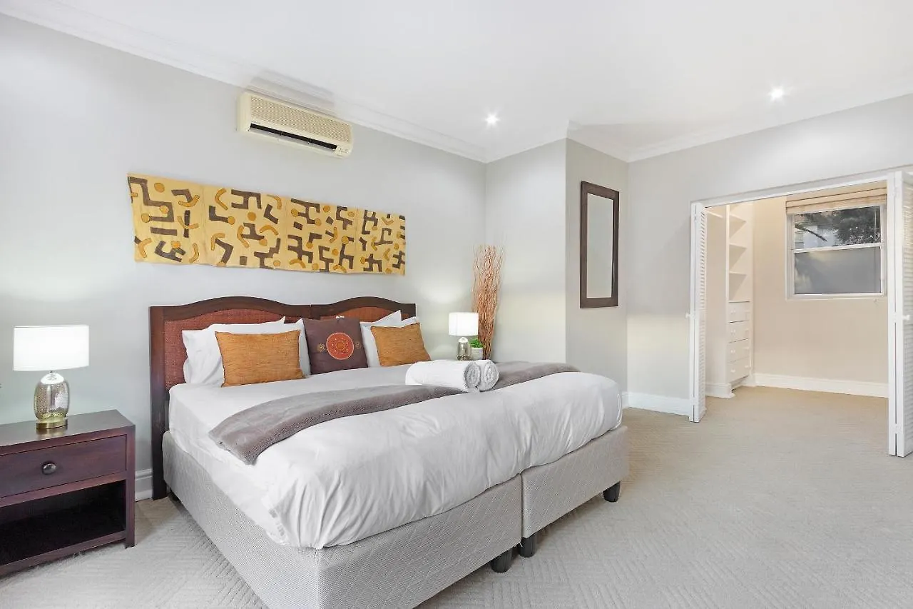 Beachside Villa - Camps Bay Cape Town