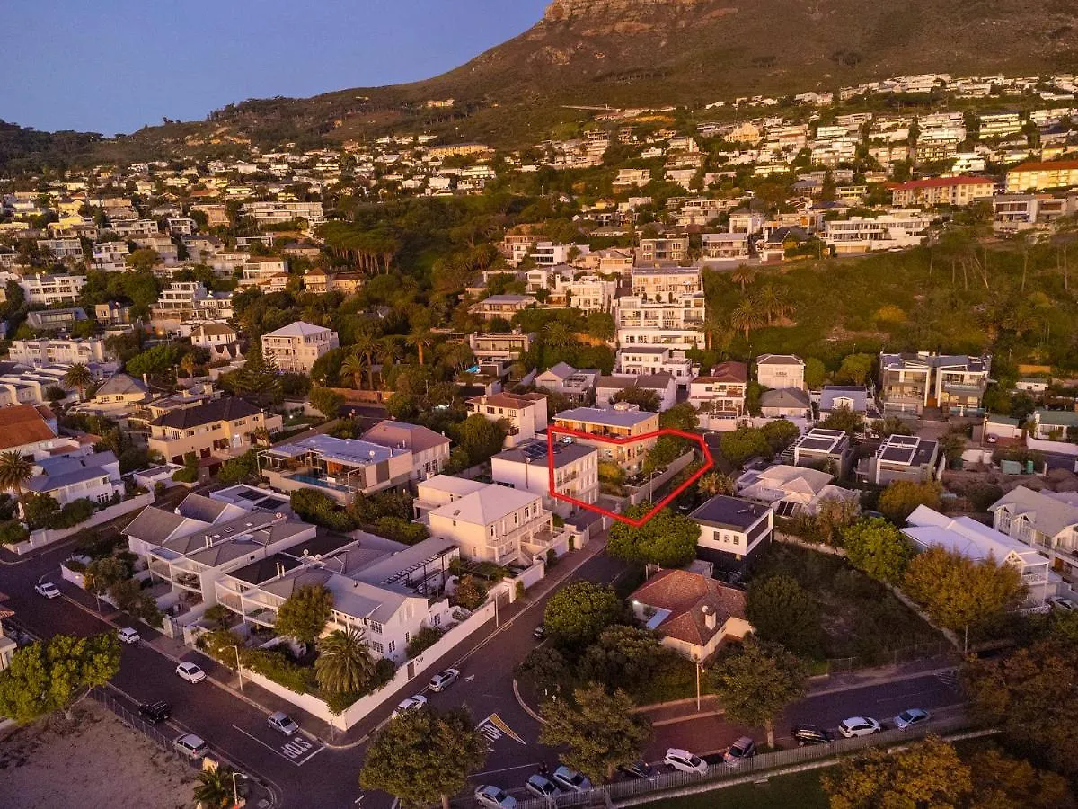 Beachside Villa - Camps Bay Cape Town South Africa