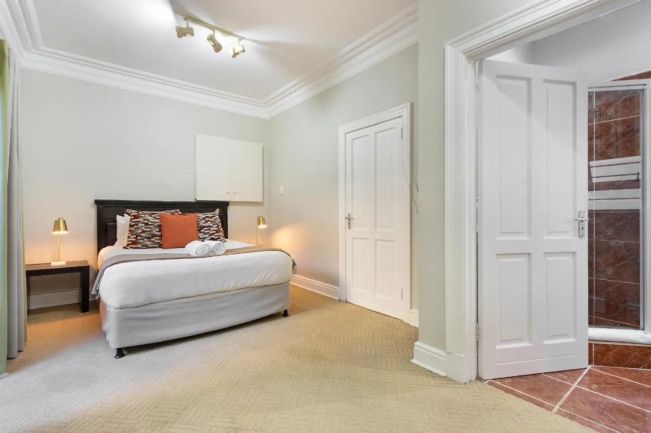 Beachside Villa - Camps Bay Cape Town South Africa